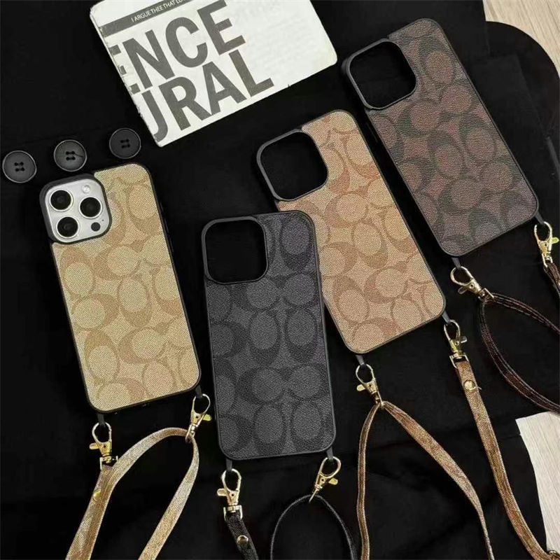 コーチiphone17/16e/15/14ブランドケース