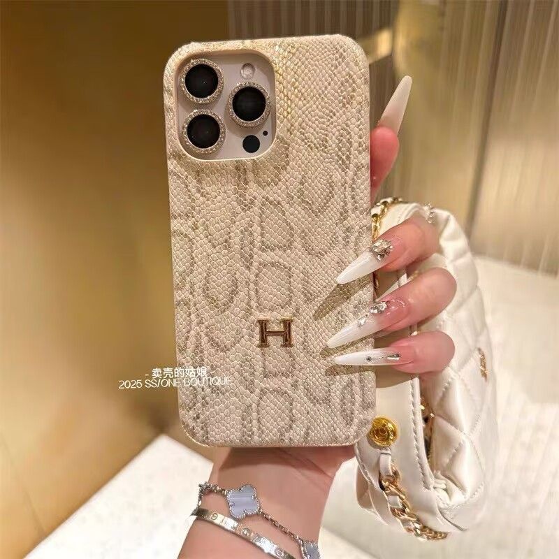 Hermesアイフォン17pro /16/15プロ/14カバー