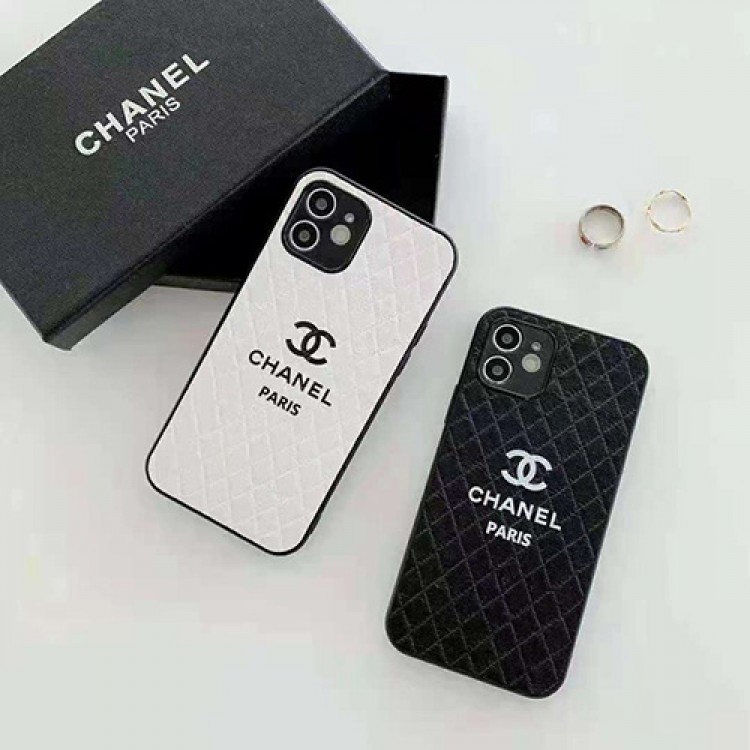 シンプルスタイル Chanel シャネル iphone13mini/13pro maxケース 黒白 プリントロゴ iPhone12/12pro maxレザーケース レディース 上品 高級 iphone11/11pro maxカバー 人気 名人愛用