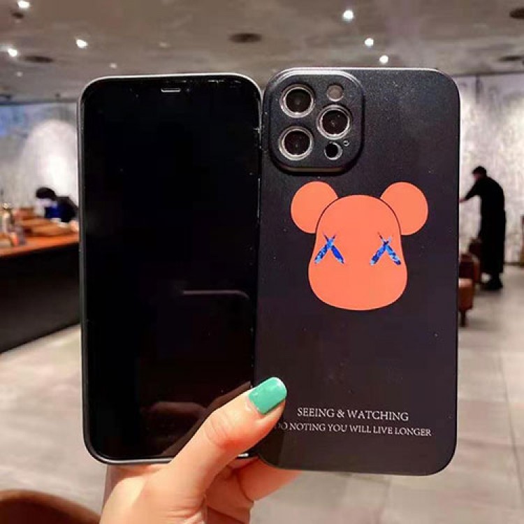 カウズ ブランド iphone12/12 pro/12 pro maxケース ハンドバンド付き 韓国風 ホルダー付 KAWS 個性潮 iphone x/xr/xs/xs maxケース 落下防止 ファッション ins風 iphone 11/11 pro/11 pro maxケース かわいい iphone x/8/7 plusケース大人気