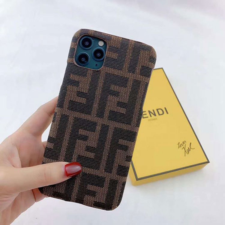 Fendi/フェンデイIphone xr/11/11pro max/7/8 plus/se2ほぼ全機種対応セレブ愛用全機種対応ハイブランドケース パロディIPhone xs/xs maxジャケットスマホケース コピー