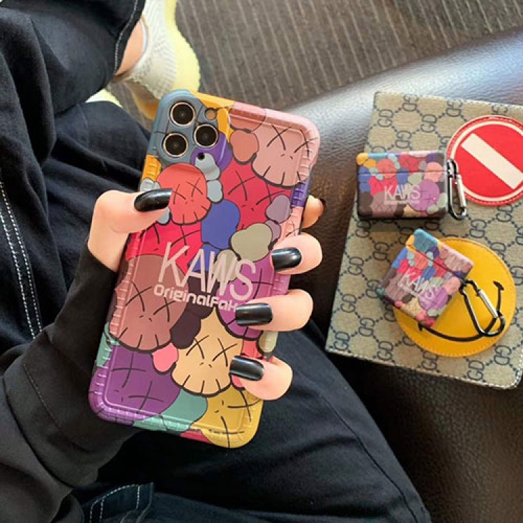 Kaws iphone 12 ケースカバーiphone 7/8/se2ケース 韓国風セレブ愛用全機種対応huawei mate 30 proハイブランドケース パロディ