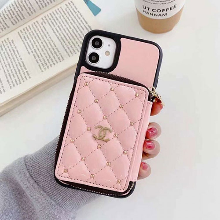 Chanel/シャネル ペアお揃い アイフォン12 pro maxケース iphone xs/x/8/7/se2ケースiphone 11/x/8/7スマホケース ブランド LINEで簡単にご注文可レディース アイフォンiphone xs/11/8 plusケース おまけつきアイフォン12カバー レディース バッグ型 ブランド