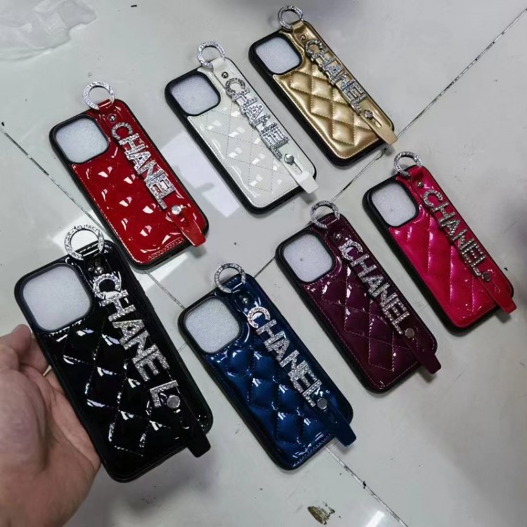 Chanel シャネルハイブランドアイフォン15プロ/14/13スマホケースブランドiphone15/14Proメンズケースかわいいアイフォン15プロ/14/13カバー