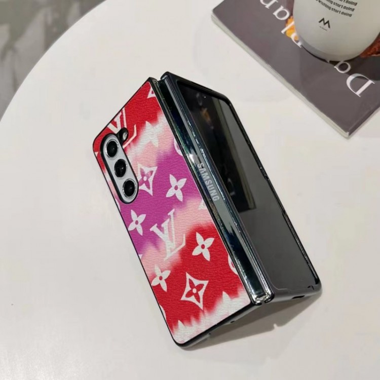 Lv ルイヴィトンgalaxy z fold5/4/3ハイブランドケースハイエンドギャラクシーgalaxy z flip5 4 3スマホケース折りたたみ型ギャラクシーz flip5/z flip4/z fold5ケースメンズ高級感galaxyz flip5/z flip4/z fold5/z fold4ブランドケース