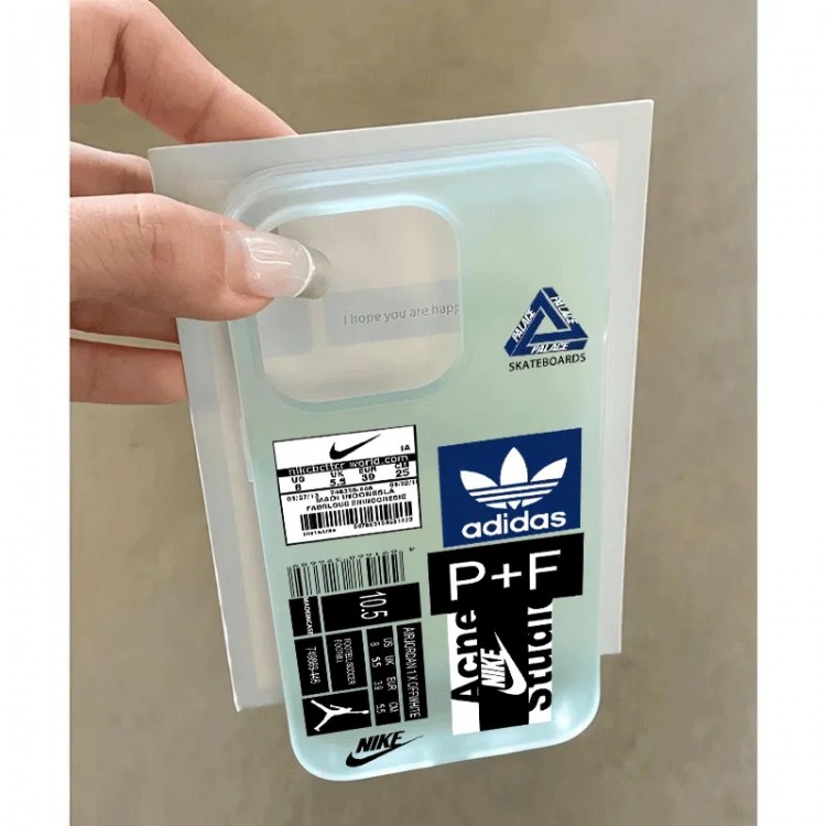 Adidas アディダスハイブランドアイフォン17 プロマックス 16e 15プロ/14/13スマホケースブランドiphone16/15/14 17Pro/ airメンズケースiphone Air/17/16e/15/14ブランドケースメンズレディース