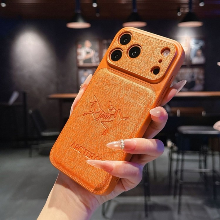 ARC'TERYX アークテリクスiphone17 /Air/16/15/14/13 Pro Max/17eケースブランドコピーハイブランドアイフォン17 プロマックス 16e 15プロ/14/13スマホケースiphone Air/17/16e/15/14ブランドケースメンズレディース