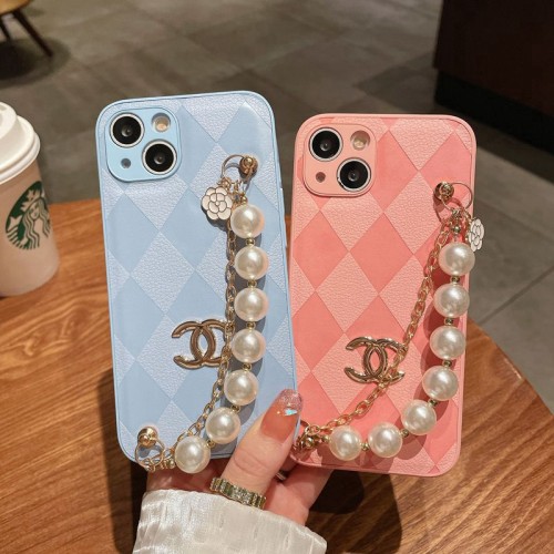 かわいい 真珠付き シャネル iphone14proケース ブランド iPhone14/14pro maxフルーカバー 金属ロゴ 女らしい  iPhone13/13pro maxレディースケース 女子  椿の花 iPhone12/12pro maxスマホケース