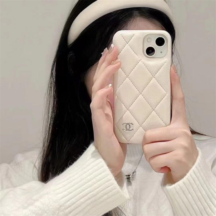 Chanel シャネルiphone16/15/14/13Proブランドスマホケースブランドiphone16/15/14Proメンズケースかわいいアイフォン16/15プロ/14/13カバー