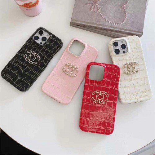 Chanel シャネル男女兼用携帯カバーiphone16/15/14/13Pro Maxブランドiphone16/15/14Proメンズケースレディース向けiphone16/15/14/13Proケース