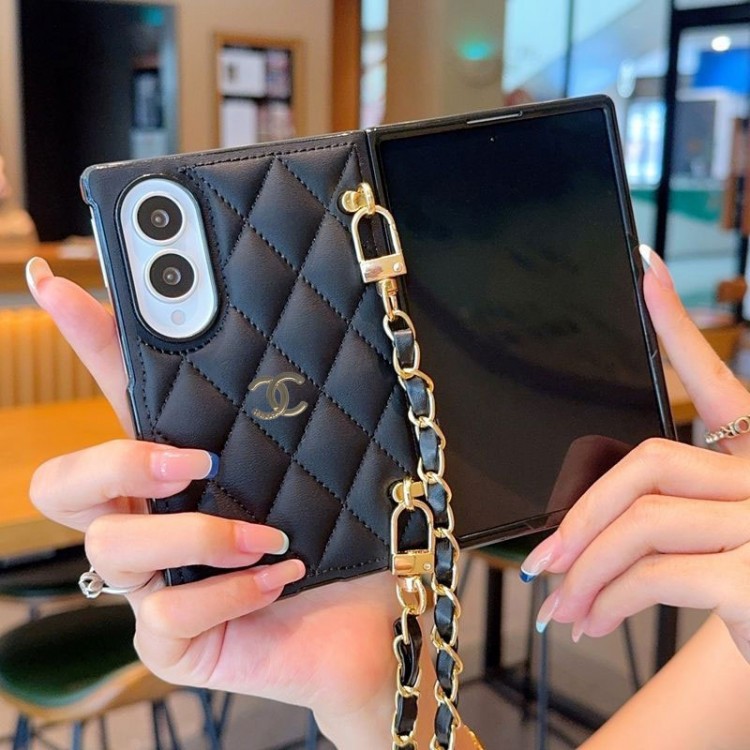 Chanel シャネルハイブランドgalaxy z fold8 ultra 7 6 5/z flip4/z flip3折りたたみケースハイエンドギャラクシーgalaxy z fold 8 7 6 5スマホケースgalaxy z fold 8 7 6 5/z fold8 ultraメンズレディースケース高級感galaxyz flip7/z flip8 6 5/z fold8/z fold7ブランドケース