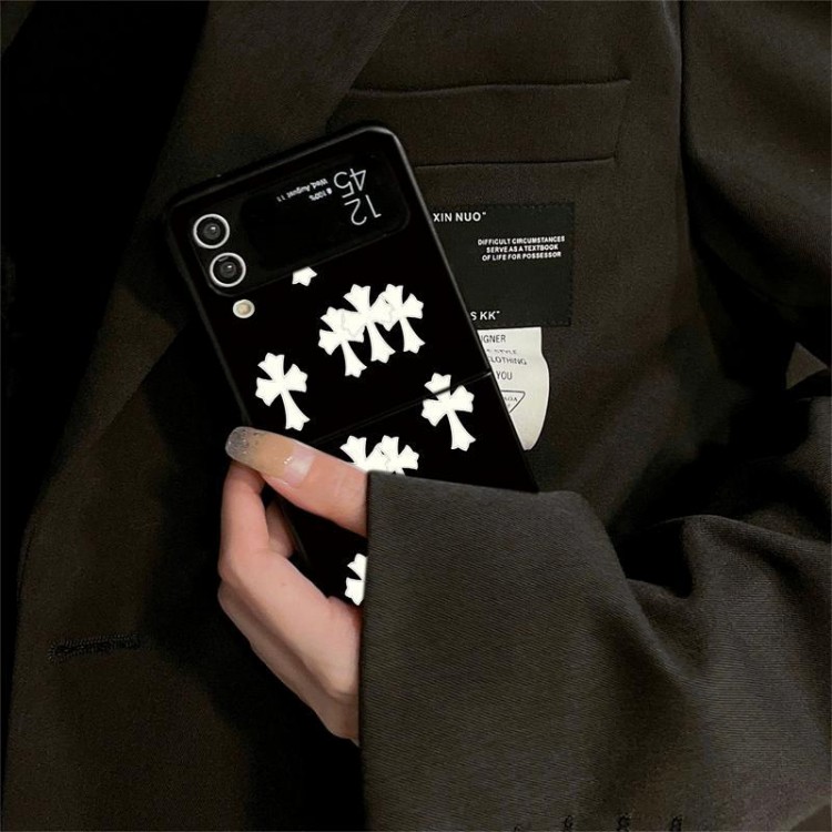 クロムハーツ Chrome Hearts galaxy z flip5 6 7/z flip5 6 7ブランドケースコピーgalaxy z flip7 6 5 4 3 z fold5 6 7ハイブランドケースgalaxy z fold7 6 5/z fold4メンズレディースケース折りたたみ型ギャラクシーz flip 7 6 5/z flip4/z fold5 6 7 ケースメンズ