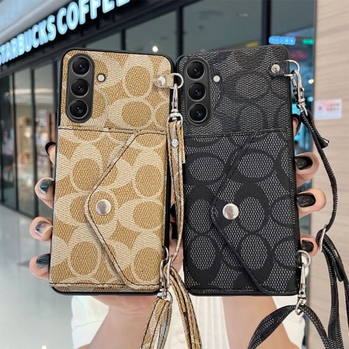 Coach コーチブランドコピー高級感galaxy s26plus s24 s25ultraブランドケースメンズレディースgalaxy s26/s25plus/s24 ultra/s23 s22ケースファッションブランドgalaxy s26/s25/s23/s24ultra アイホン17 air 16 17 14 15カバー