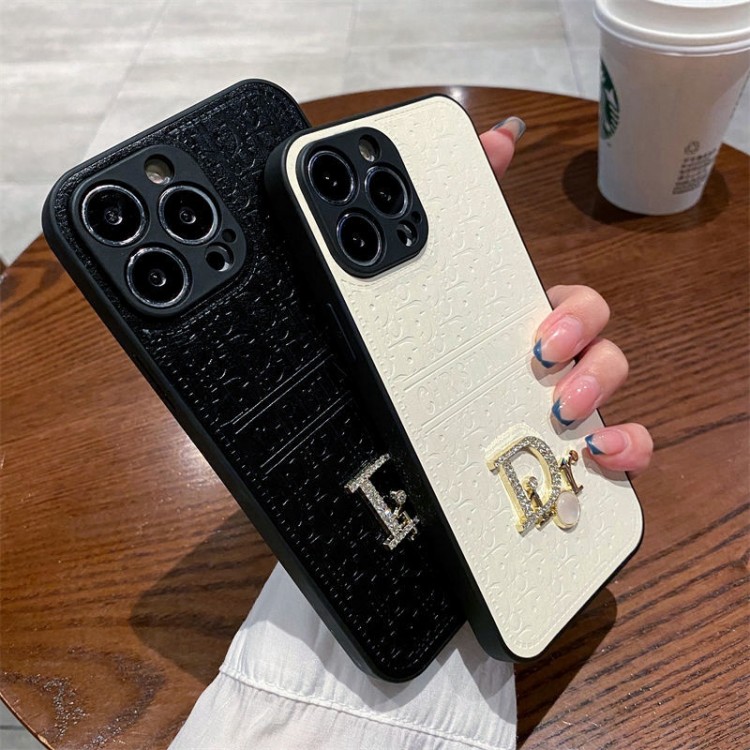 Dior iPhone14/14pro maxディオールスマホケース ブランド アイフォン13/13プロフルーカバー キラキラ ラインストーン付き レリーフプリント iphone13pro max/13pro革製ケース 金属ロゴ 贅沢 