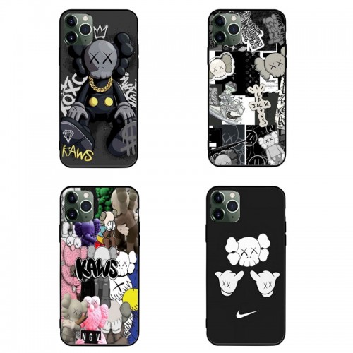 Kaws カウズAQUOS R11 R10 R9 R8 R7 PRO Samsung s26 s25 ultra s26plus s24ハイブランド携帯カバーxperia 1 vi/10 v vi vii/1 iv vii /5 iv samsung s26 s25 ultra plusメンズレディースケース男女兼用xperia 1 vi vii xperia 10 v vi viiスマホケースハイエンドスマホケースアイフォン17e 17 pro 16 pro max 15plus