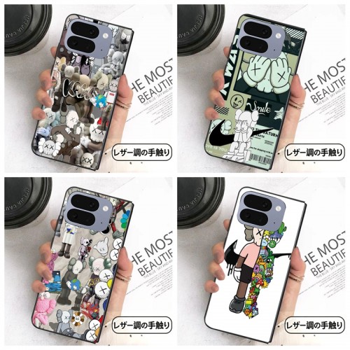Kaws カウズgalaxy z flip8 7 6 5 4 3 z fold5 6 7 8ハイブランドケースハイエンドアイフォン ultra fold 2026スマホケースギャラクシーz fold 8 7 6 5 4 3ブランド携帯ケースファッションgalaxy z flip8 7 6 5/z flip4/z flip3ケースブランド