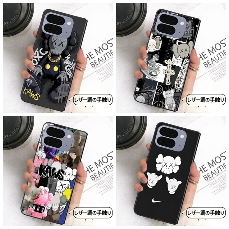 Kaws カウズアイフォン ultra 折り畳みブランド携帯ケースファッションgalaxy z flip8 7 6 5/z flip4/z flip3ケースブランドgalaxy z fold 8 7 6 5/z fold4メンズレディースケース高級感galaxyz flip5/z flip4/z fold5/z fold4ブランドケース