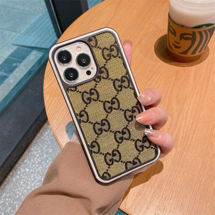 Gucci グッチブランドiphone 14 15 16 17pro max携帯カバーコピーメンズレディースgalaxy s25plus/s24 ultra/s23 s22ケースギャラクシーs23 s24 ultra S25plusブランドケース男性愛用galaxy s23/s24/s25ブランドケース女性向け