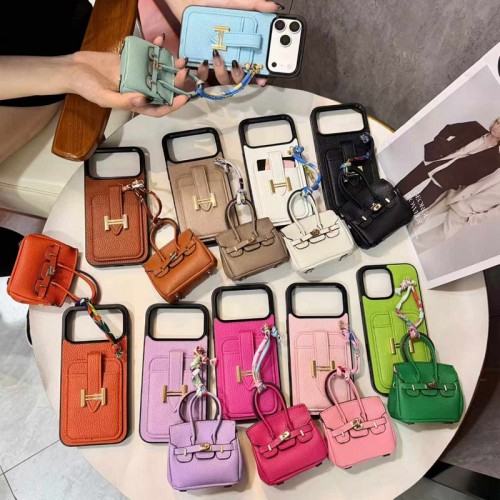 Hermes エルメスiphone 17e/Air/16/15/17PRO/18/18Proブランドスマホケースレディース向けiphone 17 18pro max/ ultra /16/15/14/13Proケースiphone 18/Air/17/16e/15/14ブランドケースメンズレディース