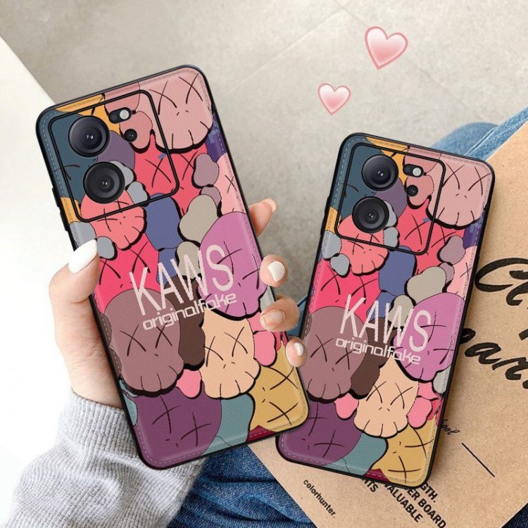 Kaws カウズ iphone 15pro Max Galaxy A55 S24 Xperia 10vi グーグル ピクセル9 7a 8a 8プロケースメンズレディースグーグル ピクセル9 8a 7a 6a 5/4aカバーGoogle Pixel 9 8 pro 8a愛用ブランドケースカバーブランド Google Pixel 9 8a 8 pro 7 6aカバー