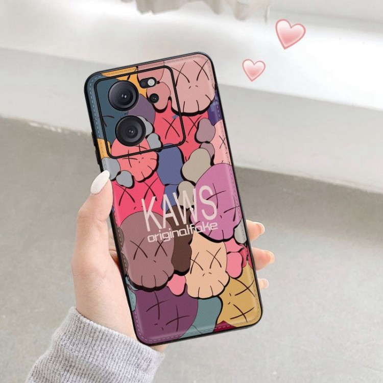 Kaws カウズ iphone 15pro Max Galaxy A55 S24 Xperia 10vi グーグル ピクセル9 7a 8a 8プロケースメンズレディースグーグル ピクセル9 8a 7a 6a 5/4aカバーGoogle Pixel 9 8 pro 8a愛用ブランドケースカバーブランド Google Pixel 9 8a 8 pro 7 6aカバー