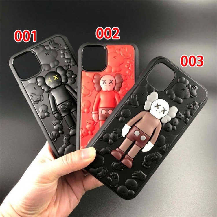 Kaws カウズブランドiphone16/15/14Proメンズケースレディース向けiphone16/15/14/13Proケースかわいいアイフォン16/15プロ/14/13カバー