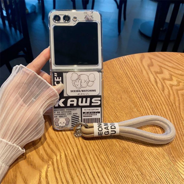 Kaws カウズハイエンドギャラクシーgalaxy z flip7 6 5 4 3スマホケースギャラクシーz fold 7 6 5 4 3ブランド携帯ケースファッションgalaxy z flip7 6 5/z flip4/z flip3ケースブランドgalaxy z fold7 6 5/z fold4メンズレディースケース