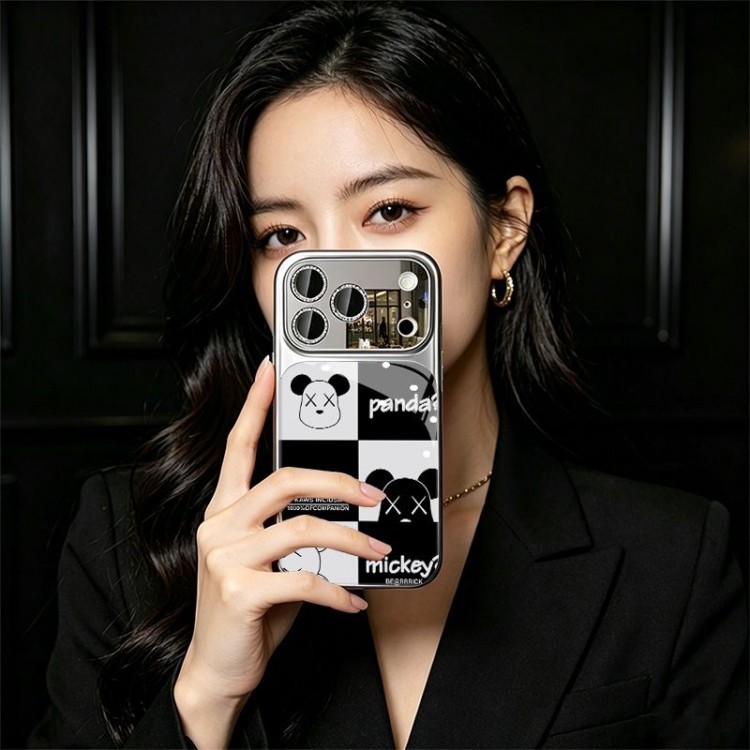 Kaws カウズiphone17 /Air/16/15/14/13 Pro Max/17eケースブランドコピーiphone 17e/Air/16/15/17PRO/14/13Proブランドスマホケースハイエンドiphone16/15 17Pro Max/14plusカバー