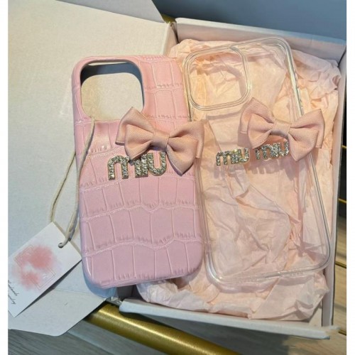 ミュウミュウ MiuMiuパロディiphone17 /Air/16/15/14/13 Pro Maxケースブランドコピー気質携帯カバーiphone Air/16/15/14/17Pro Max airハイエンドiphone16/15 17Pro Max/14plusカバー蝶結び