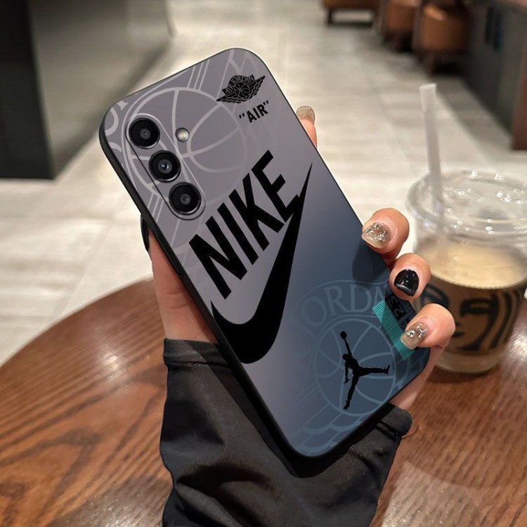 Nike ナイキブランドgalaxy s23/s24 ultra/s25+スマホケースブランドiphone 14 15 16 plus携帯カバーコピーメンズレディースgalaxy s25plus/s24 ultra/s23 s22ケースファッションブランドgalaxy s25/s23/s24ultra アイホン16 13 14 15カバー