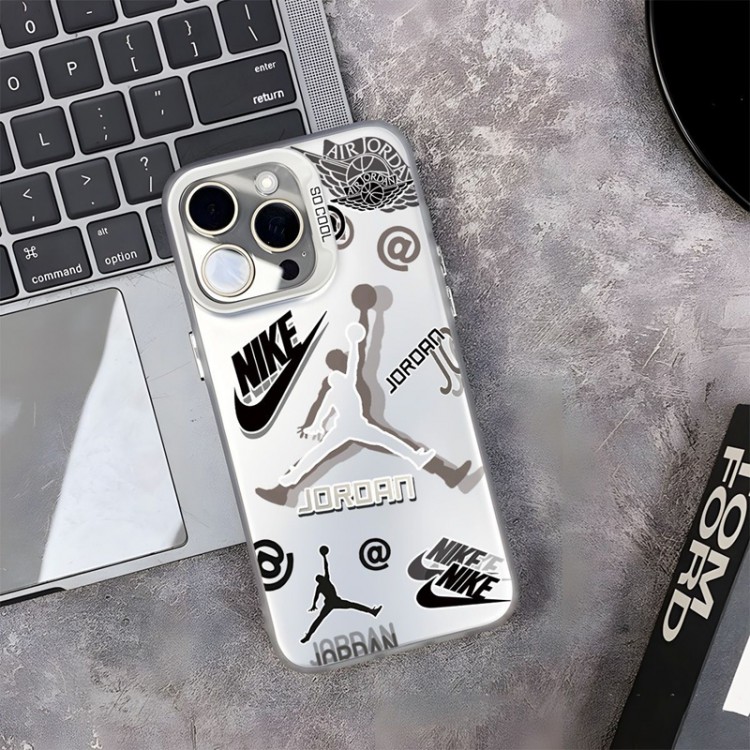 Nike ナイキiphone17 /Air/16/15/14/13 Pro Maxケースブランドコピーiphone Air/16/15/17PRO/14/13Proブランドスマホケースハイエンドiphone16/15 17Pro Max/14plusカバー