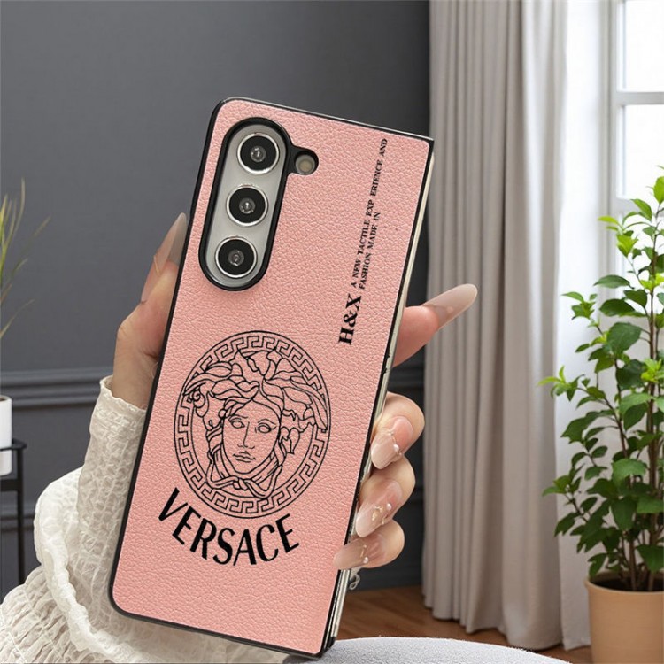 Versace ヴェルサーチgalaxy z flip5 6 7/z fold5 6 7ブランドケースコピーgalaxy z flip7 6 5 4 3 z fold5 6 7ハイブランドケースgalaxy z fold7 6 5/z fold4メンズレディースケース折りたたみ型ギャラクシーz flip 7 6 5/z flip4/z fold5 6 7 ケースメンズ
