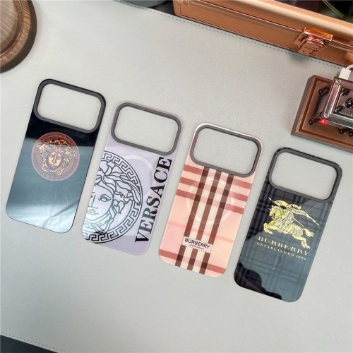 Burberry バーバリーハイブランドアイフォン17 プロマックス 16e 15プロ/14/13スマホケースレディース向けiphone 17pro max/ air /16/15/14/13Proケースiphone Air/17/16e/15/14ブランドケースメンズレディース