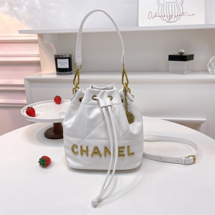 ブランドシャネル風バケットバッグ レディース キルティング Chanel 巾着バッグ ブラック/ホワイト ショルダーバッグ 大人気 通勤 通学 デイリーユース
