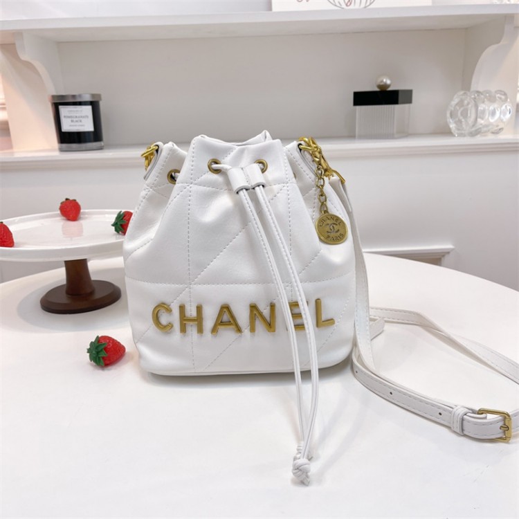 ブランドシャネル風バケットバッグ レディース キルティング Chanel 巾着バッグ ブラック/ホワイト ショルダーバッグ 大人気 通勤 通学 デイリーユース