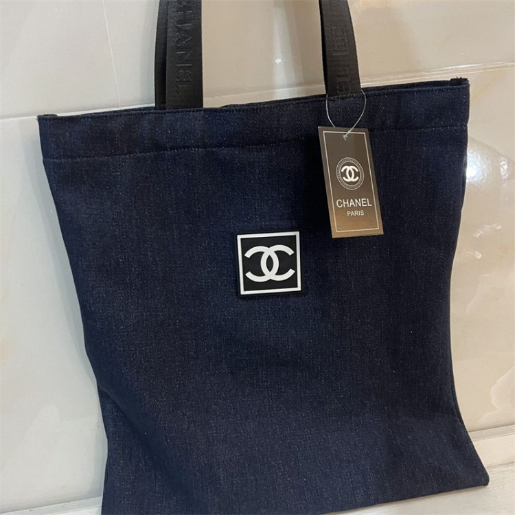 シャネルブランドデニムトートバッグ キャンバス生地 CHANEL 大容量ショッピングバッグ キャンバスバッグ レディース メンズ 肩掛け 手提げ 通勤 通学 耐久性 おしゃれ