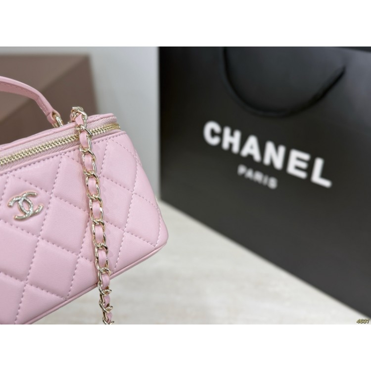 ブランドChanel シャネル ショルダーバッグ 韓国 バニティバッグ ピンク ゴールド金具 チェーンショルダー化粧バッグ レディース セレブ愛用 おしゃれ