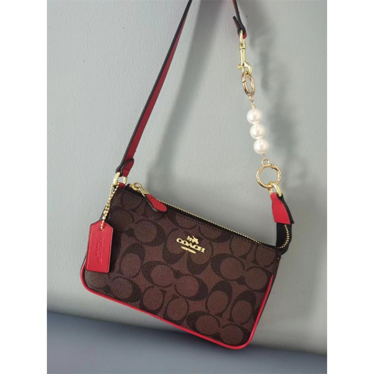 Coach ブランド コーチ ショルダーバッグ レディース 軽量 肩掛けバッグ PU製 三日月型 斜めがけ クロスボディバッグ ホーボーバッグ スマホ 財布収納 ふわふわ おしゃれ レジャー 散歩 通勤 通学 旅行