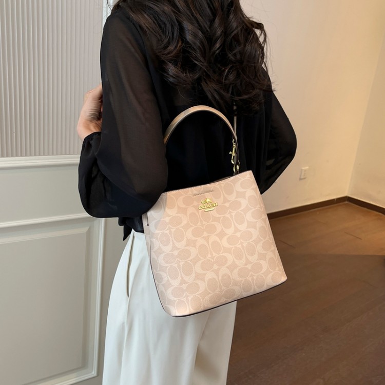 コーチCoach バケツバッグ レディース ブランドワンショルダーバッグ 大きめ 2way バケツ型 ハンドバッグ ショルダーバッグ 斜めがけ PUレザー 大容量 軽量 大人 通勤 多機能バッグ 丈夫 カジュアル レディースバッグ