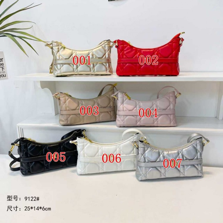 ブランドディオールDior ワンショルダーバッグ レディース 肩が疲れにくい 高見え 軽量 大容量 くったり 肩掛けバッグ 斜め掛け ダブルファスナー おしゃれ ショルダーバッグ