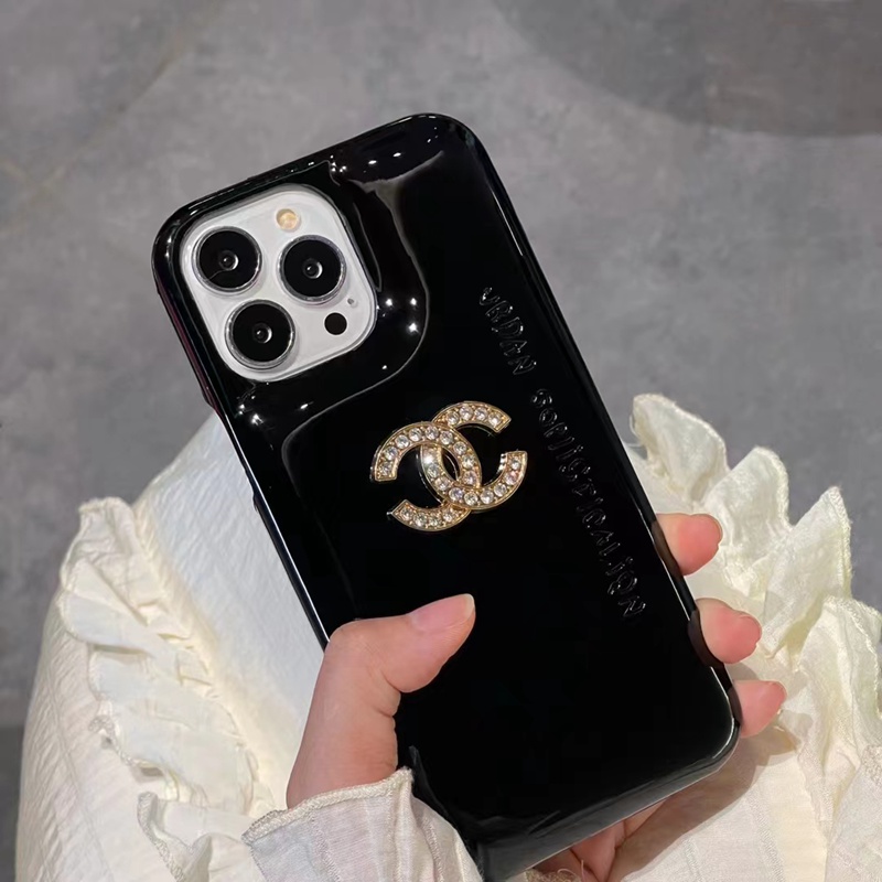 CHANEL iPhone14/13pro maxフルーカバー レディース向け