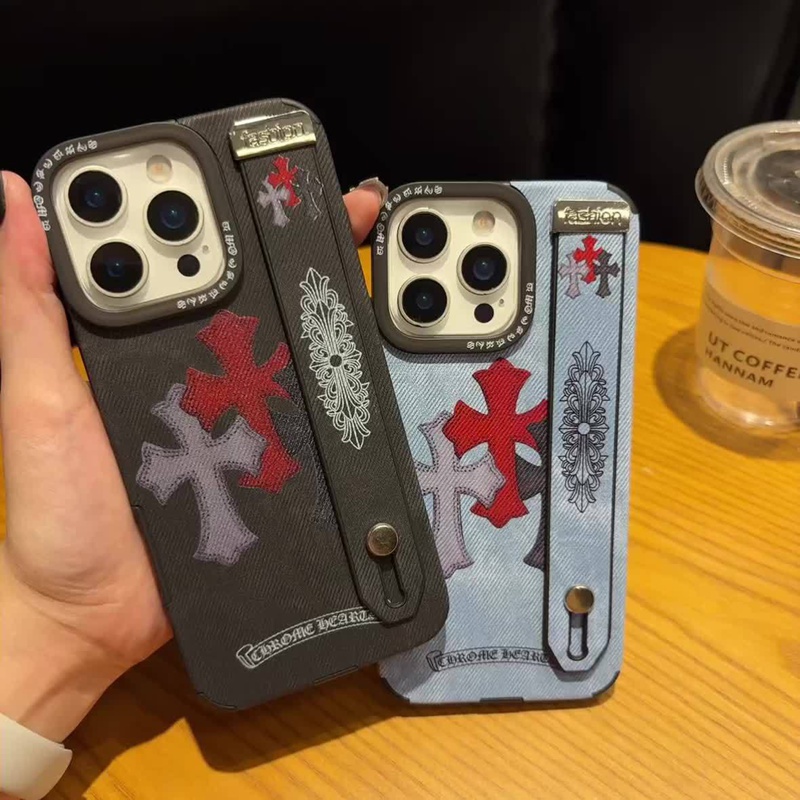 Chrome Hearts アイフォン17pro /16/15プロ/14/13カバー