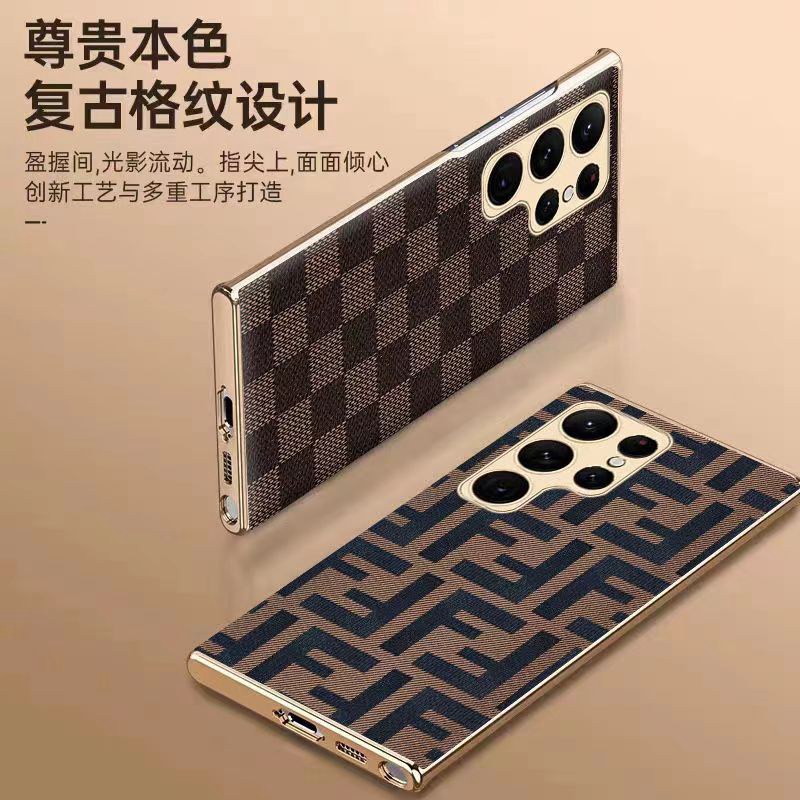 Fendi iphone 15 plus