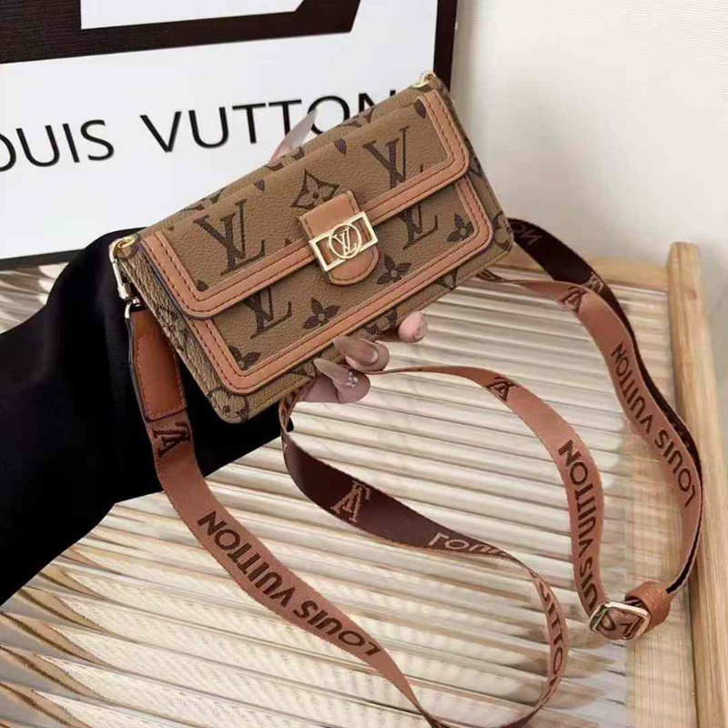 LV iphone14 15 16 17 pro max Airブランドケース